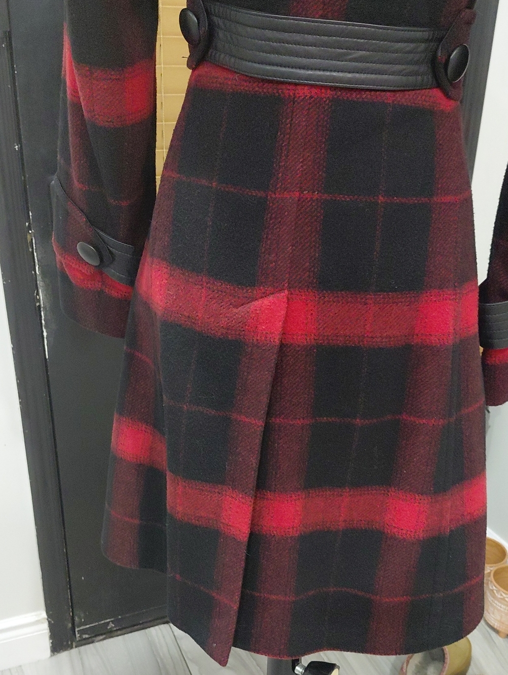 Wool With Genuine Leather Trims - Picture 6 of 11